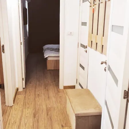 Apartment 7 Steps-tineretului Bucharest